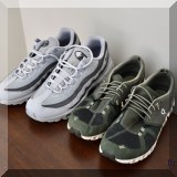H09. Sneakers 